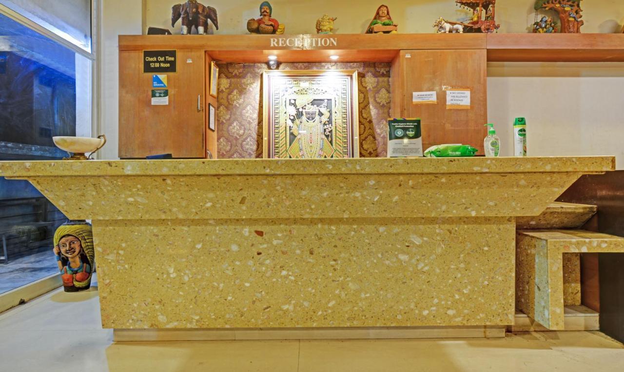 Treebo Trend Shree Vilas Nāthdwāra Buitenkant foto